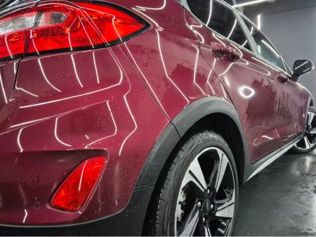 2022 Ford Fiesta - view 4