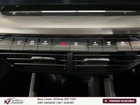 2023 Skoda Octavia - thumbnail 32