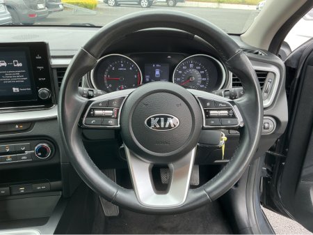 2021 Kia Ceed - thumbnail 10