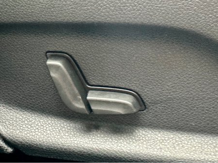 2019 Mercedes-Benz C Class 200 D AMG 4DR AUTO €22,950 thumbnail