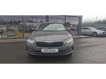 2023 Skoda Octavia - thumbnail 2