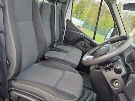 2020 Renault Master Flatbed LL35 BUSINESS DCI €19,520