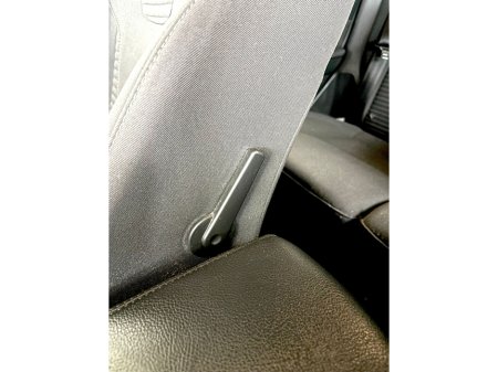 2016 Ford Focus - thumbnail 19