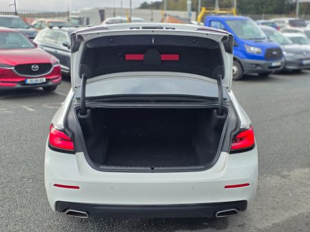 2021 BMW 5 Series - thumbnail 24