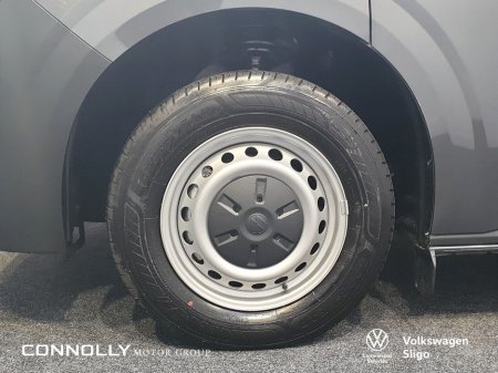2025 Volkswagen Transporter SWB Trend 110 bhp €33,600 thumbnail