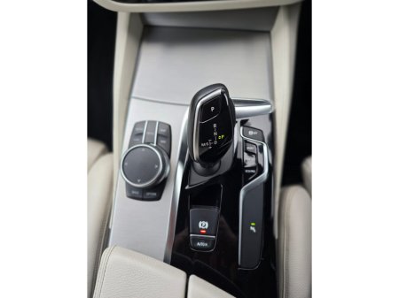 2019 BMW 5 Series - thumbnail 14