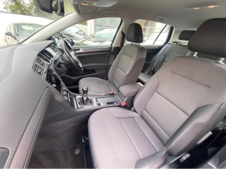 2017 Volkswagen Golf - thumbnail 10