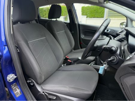2015 Ford Fiesta ZETEC 1.0 PETROL NEW NCT €7,950 thumbnail