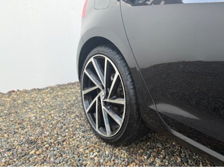 2016 Volkswagen Golf TRENDLINE 1.6 TDI MANUAL 5SPEED 5DR 90 90HP €13,450 thumbnail