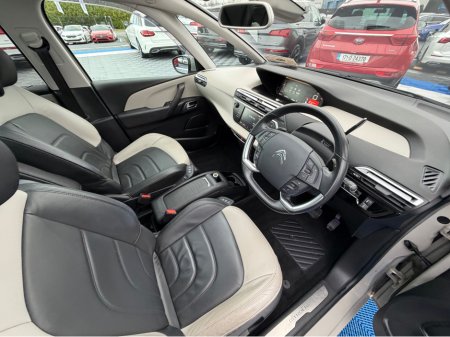 2020 Citroen Grand C4 SpaceTourer 2.0L DIESEL - AUTO - 7 SEATS - 12M WARRANTY - CAR: 1708 €21,950 thumbnail