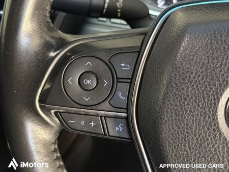 2020 Toyota Camry HYBRID AUTOMATIC €24,800 thumbnail