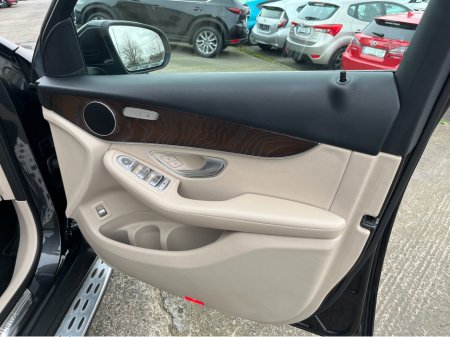 2021 Mercedes-Benz GLC Class - thumbnail 13