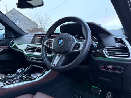 2020 BMW X5 - thumbnail 11