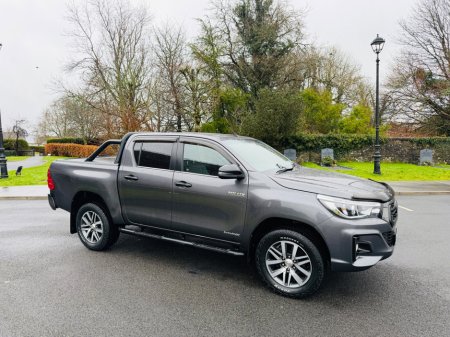 2020 Toyota Hilux  thumbnail