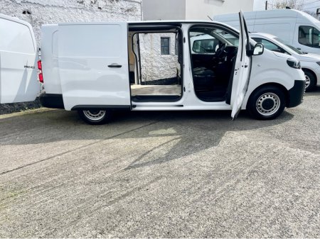 2024 Toyota Proace - photo 6