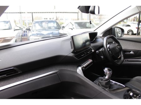 2022 Peugeot 5008 - thumbnail 24