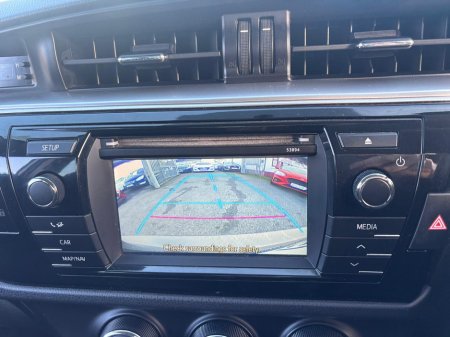 2015 Toyota Corolla - thumbnail 11