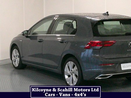 2022 Volkswagen Golf STYLE TDI €27,950 thumbnail