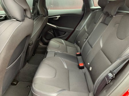 2014 Volvo V40 VOLVO V40 1.6 T4 180 BHP AUTO R-DESIGN // VERY LOW MILEAGE // EXCELLENT CONDIITION // TIMING BELT/WATE PUMP REPLACED // €9,950 thumbnail