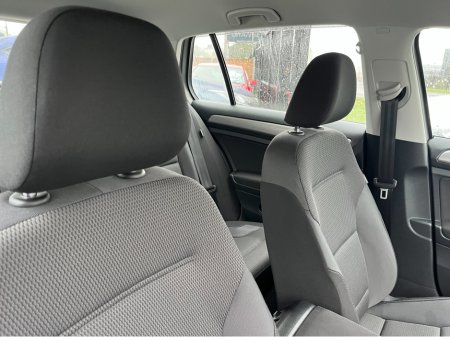 2016 Volkswagen Golf DBA-AUCJZ €13,950 thumbnail