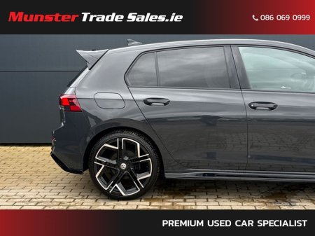 2023 Volkswagen Golf - thumbnail 3