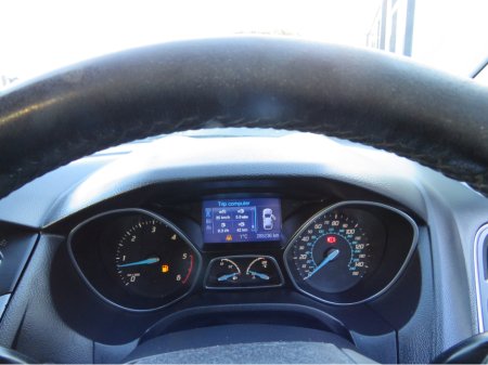 2012 Ford Focus - thumbnail 13