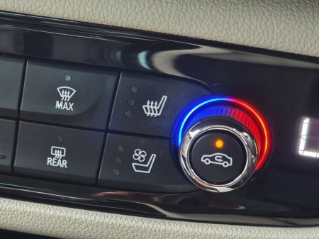 2019 Opel Insignia 1.5 (140PS) Turbo 120 Years €13,950 thumbnail