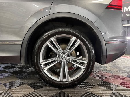 2020 Volkswagen Tiguan - thumbnail 16