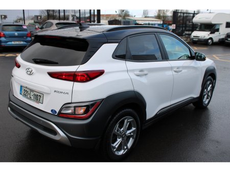 2022 Hyundai Kona 1.0 T-GDI Executive Two Tone Roof €22,950 thumbnail