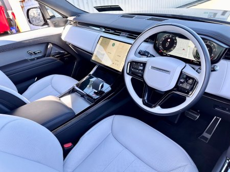 2025 Land Rover Range Rover Sport - thumbnail 5