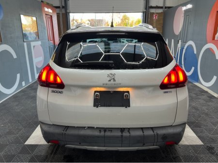 2017 Peugeot 2008 €12950! 2017 PEUGEOT 2008 1.2 AUTOMATIC €12,950 thumbnail