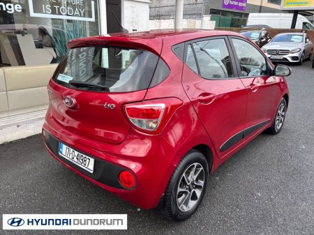 2017 Hyundai i10 - thumbnail 3