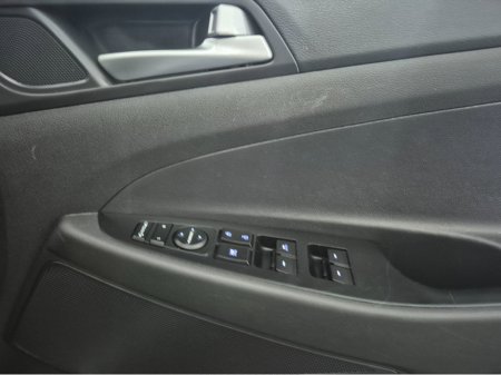 2018 Hyundai Tucson - thumbnail 15