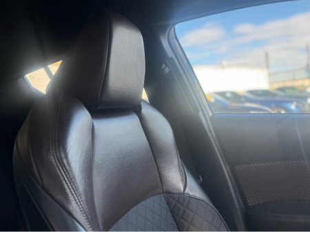 2018 Toyota C-HR - thumbnail 18