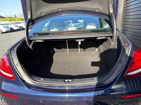 2019 Mercedes-Benz E Class - thumbnail 14