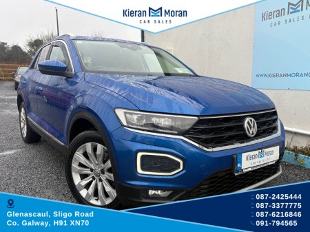 2018 Volkswagen T-Roc SPORT 2.0 TDI 5DR €21,950 thumbnail