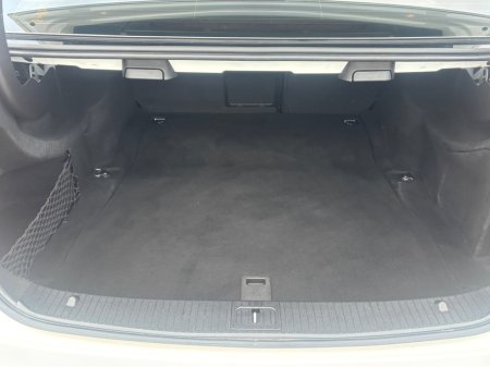 2015 Mercedes-Benz E Class - thumbnail 10