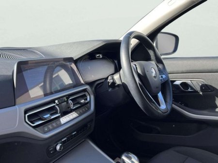 2019 BMW 3 Series - thumbnail 19