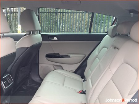 2020 Kia Sportage - thumbnail 5