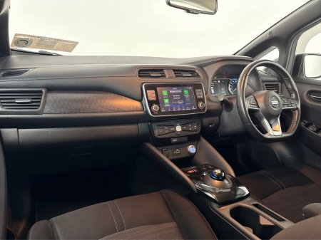 2021 Nissan Leaf PREMIUM 40KW**SEMI DIGITAL DASH**TOUCHSCREEN BLUETOOTH MEDIA**NAVIGATION**REVERSE CAMERA**PARKING SENSORS**ECO MODE**MULTIFUNCTIONAL STEERING WHEEL**CRUISE CONTROL**AUTO LIGHTS**AUTO WIPERS**ISOFIX** €14,995 thumbnail