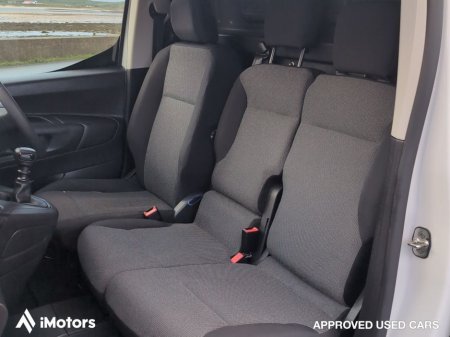 2023 Vauxhall Combo L1H1 2300 PRO S/S thumbnail