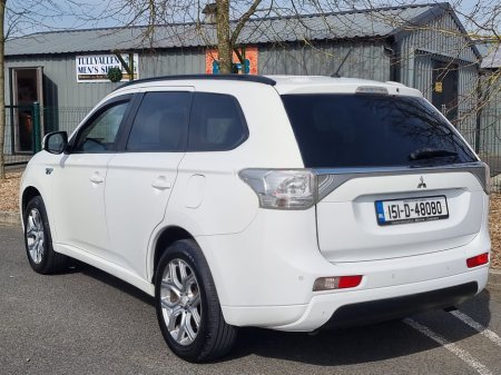 2015 Mitsubishi Outlander - thumbnail 8