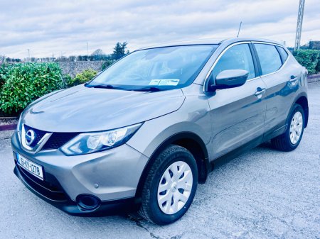 2016 Nissan Qashqai - thumbnail 2