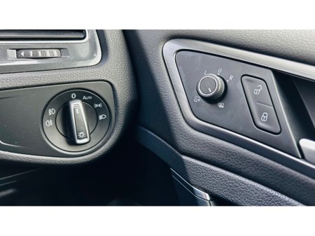 2019 Volkswagen Golf NCT '27 ++ AUTOMATIC PETROL ++WITH REVERSE CAMERA €20,450 thumbnail