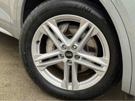 2021 Audi Q5 2.0TFSIE S LINE 50 Quattro Petrol Plug - in - Hybrid €36,950 thumbnail