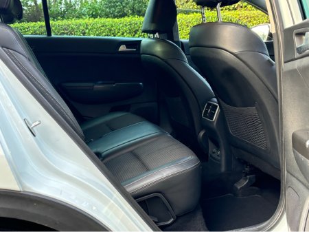 2016 Kia Sportage 1.7 EX 5DR *REVERSE CAMERA*SAT NAV*AA APPROVED*NEW NCT 01/27* €13,900 thumbnail