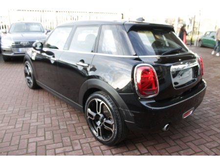 2019 MINI Cooper 1.5 COOPER 5DR HATCHBACK AUTO // 1 OWNER CAR // AS NEW CONDITION THROUGHOUT // BUY WITH CONFIDENCE AA AND SIMI APPROVED DEALER 2025 // FINANCE ARRANGED // €16,950 thumbnail