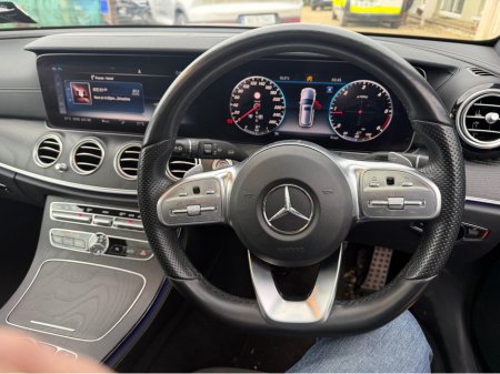2019 Mercedes-Benz E Class - thumbnail 5