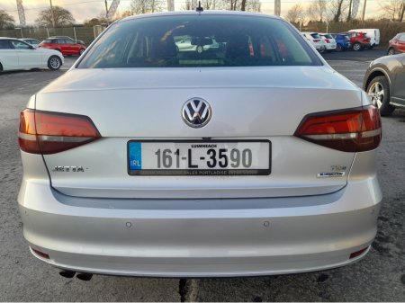 2016 Volkswagen Jetta CL 2.0 TDI MANUAL 5SPEED 110BHP 4DR €8,950 thumbnail