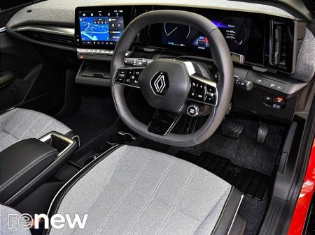 2024 Renault Megane E-Tech Techno EV60 220hp €29,900 thumbnail